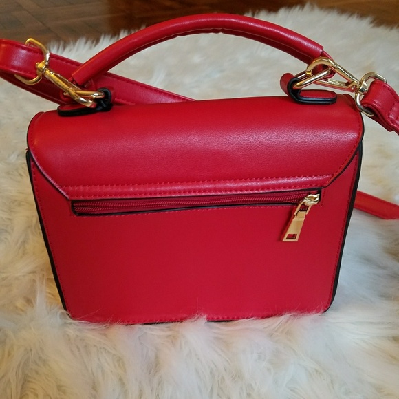 SOLD❤Detachable straps Red Handbag❤ - Picture 5 of 5